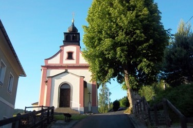 Die erneuerte Kirche zur Schmerzhaften Muttergottes in Hammern
